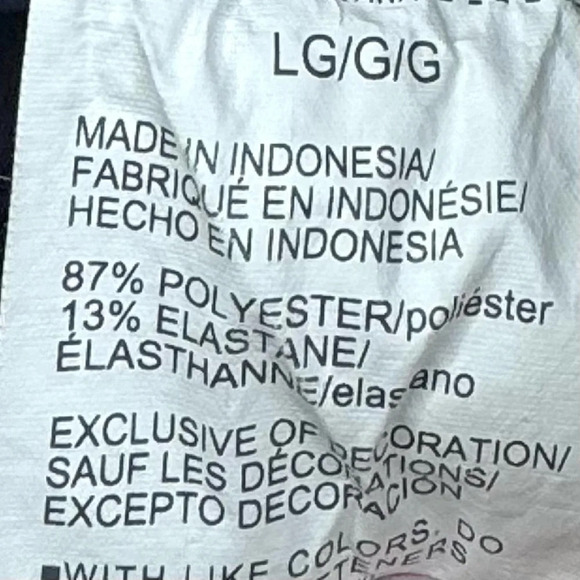 Under Armour Squad 2.0 Womens Tapered
Training Warm-Up Pant. Navy Blue. Large - Picture 8 of 12